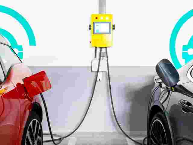 Unabhängig von den Energiepreisen zahlt es sich aus, häufige Kostenfallen beim Laden eines E-Autos zu vermeiden.  